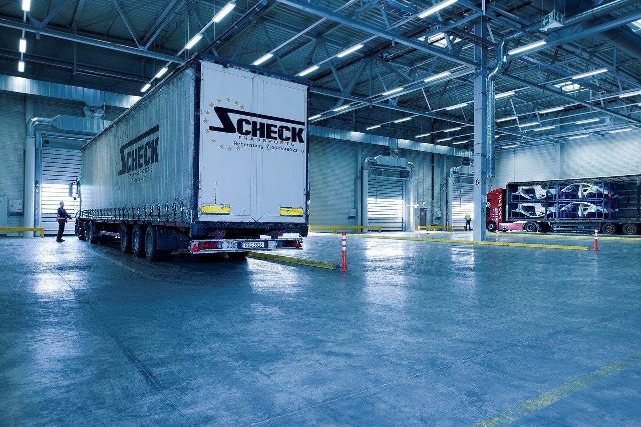 How Does Fixed Asset Tracking Work In Warehouse Management?